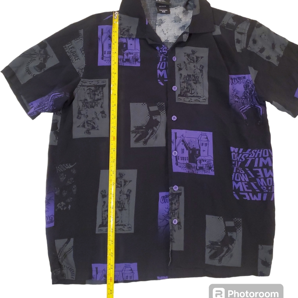 Beetlejuice Men's Iconic Moments Button Down Black Purple Shirt Size‎ Small - Picture 5 of 8